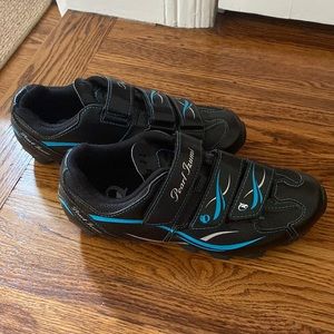 Pearl Tzumi Size 38 cycle shoes